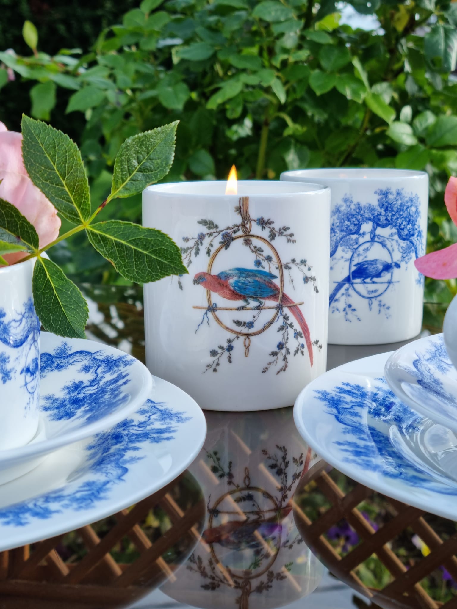 Bone China Candle ''Le Perroquet'' - House of Castlebird Rose
