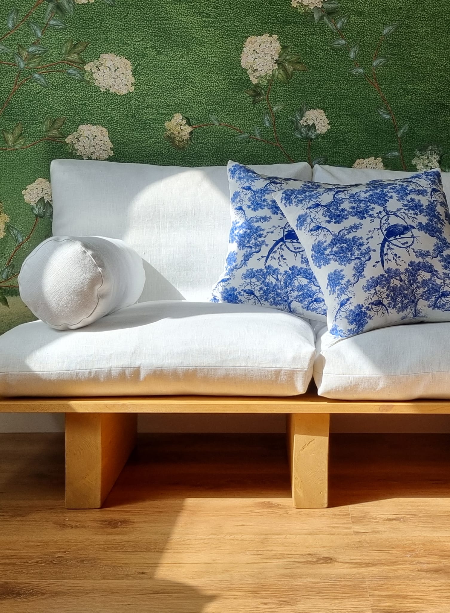 Toile de Jouy silk cushion cover ''Castlebird''