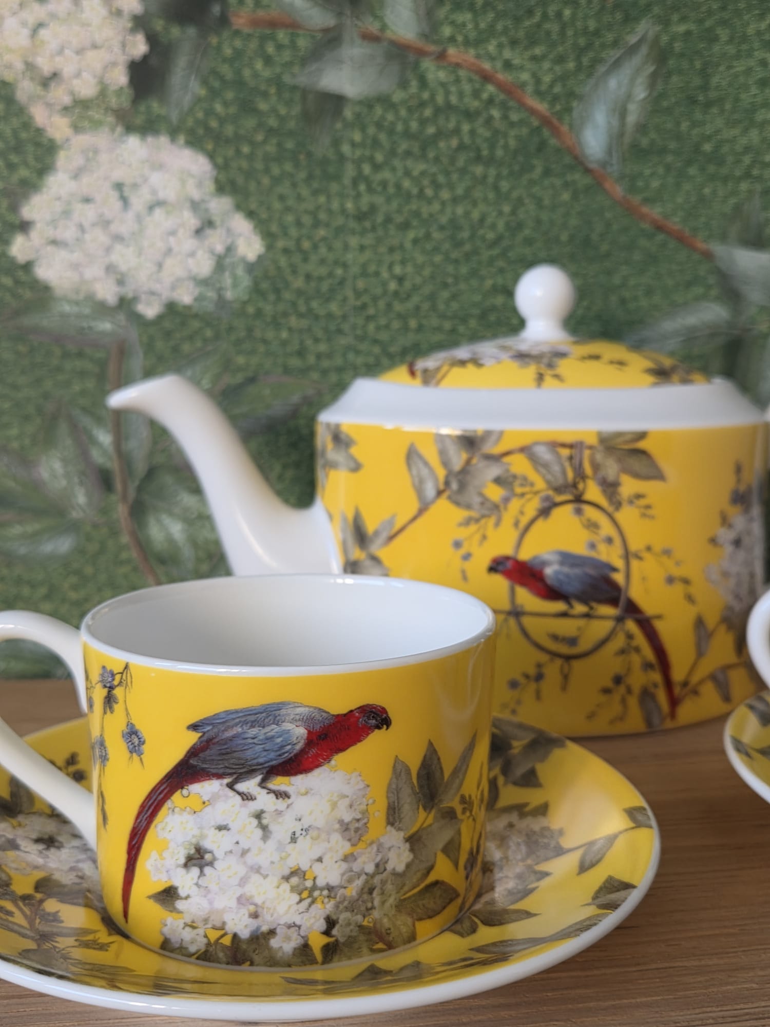 CUP & SAUCER "ORIENT" IN LEMON YELLOW